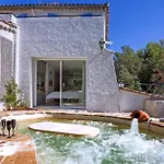 Holiday home Luxury Six-fours With Pool And Jacuzzi Six-Fours-les-Plages