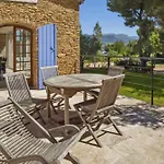 Hébergement de vacances De Luxe Avec Piscine Et Jacuzzi à Six-fours