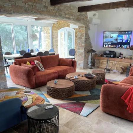 De Luxe Avec Piscine Et Jacuzzi à Six-fours